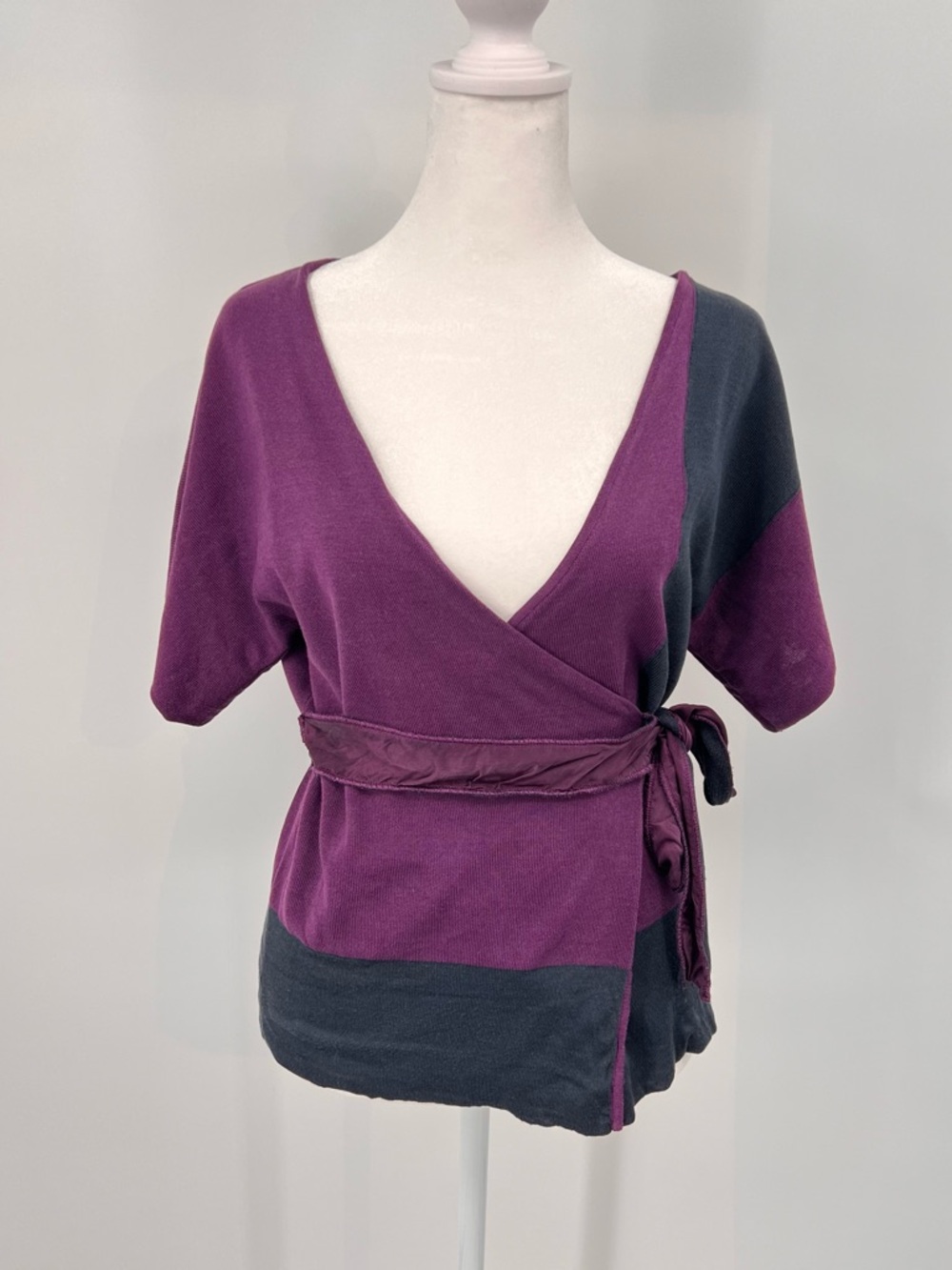 Iceberg Purple Wrap top 100% silk knit XXS